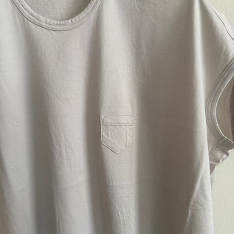 ゴーシュ 80/2コンパクト天竺　フレンチ袖Tシャツ　ホワイト　　グレイッシュグリーン