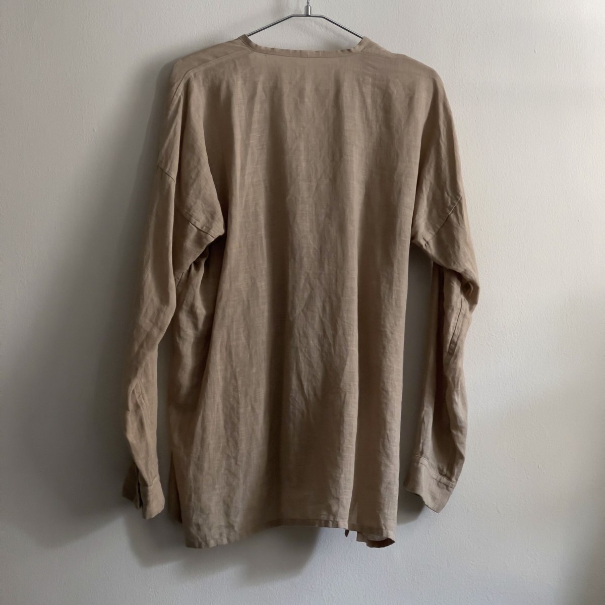 ゴーシュ リネンカシュクールブラウス | 木テーブル 