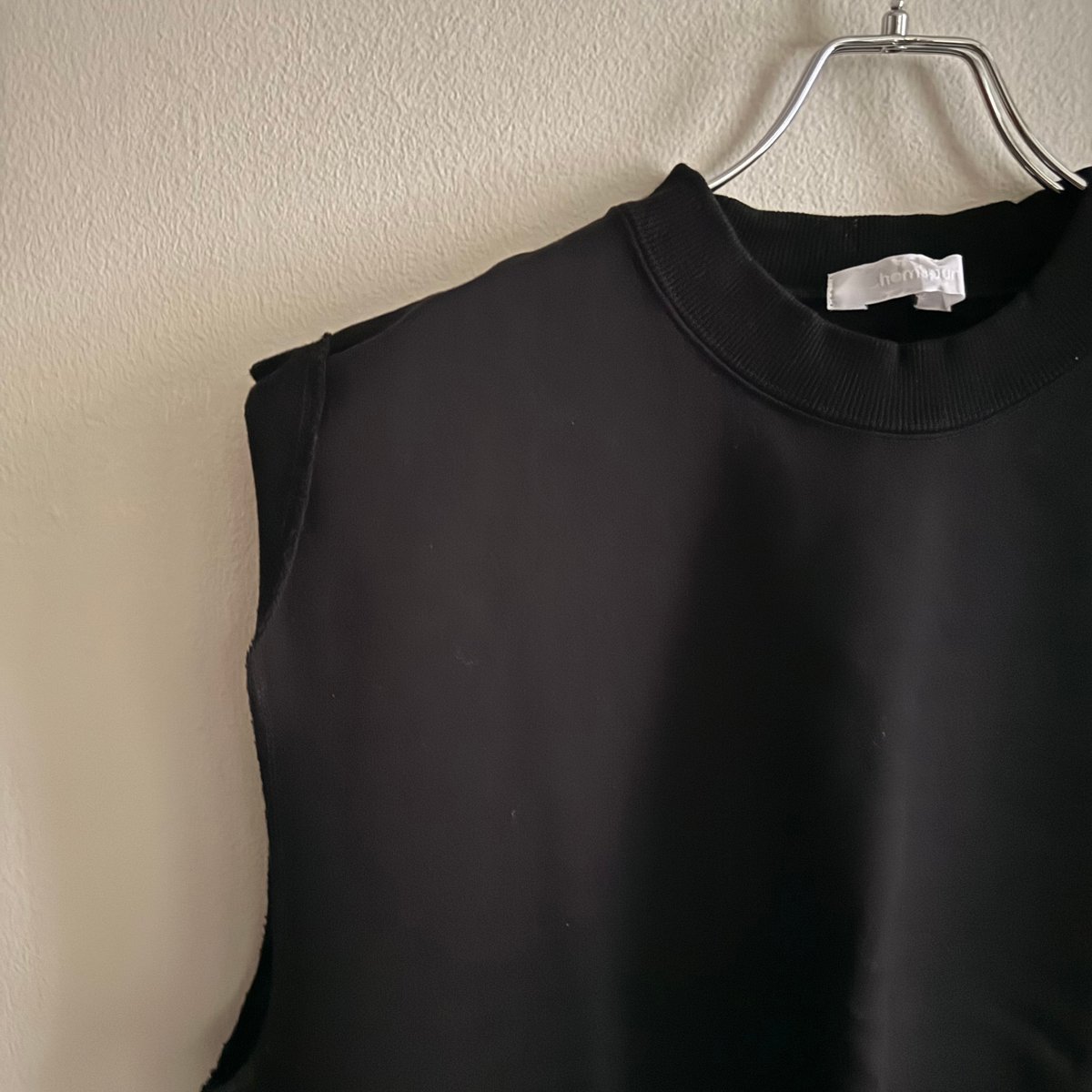 Homspun　コンパクト裏毛ベスト　ブラック homspun コンパクト裏毛 ベスト