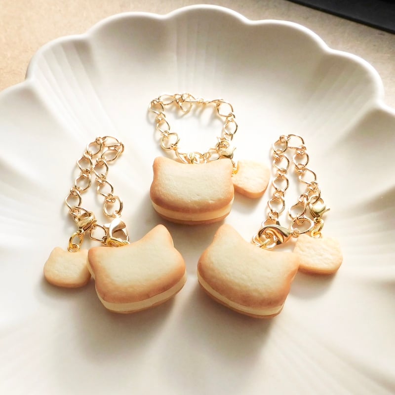 ねこねこホワイトチョコラングドシャ・バッグチャーム | Sweet Cats
