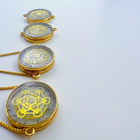 ひかりをつなぐ 二点のまもり｜ペンダントとブレスレットの新作2点セット