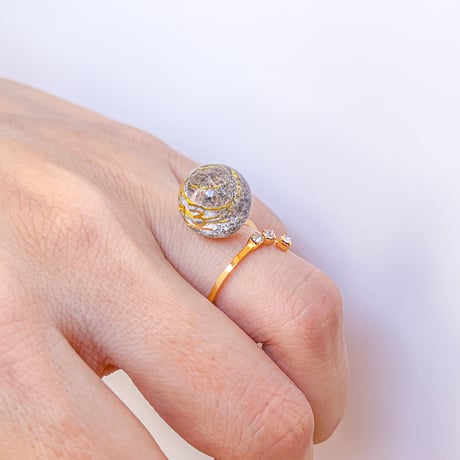 灯りの環・珠（星宿り）｜ギベオン入り球体型のストーン付き指輪