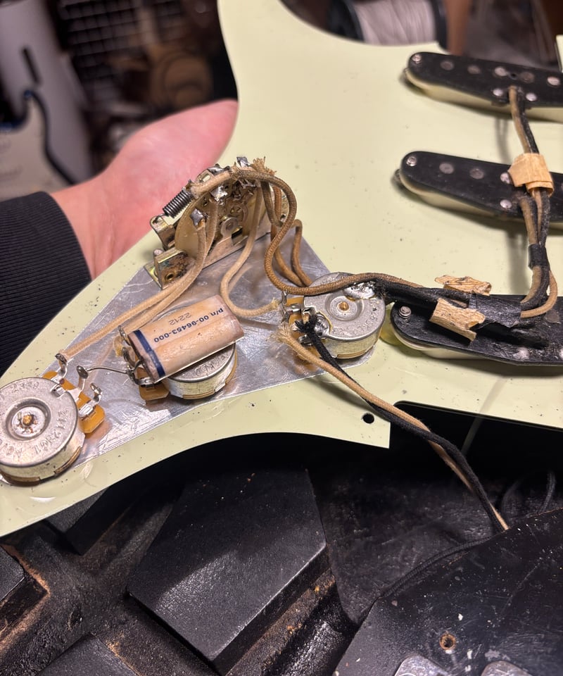 在庫あり】Fender Stratocaster 1950s Component Guita