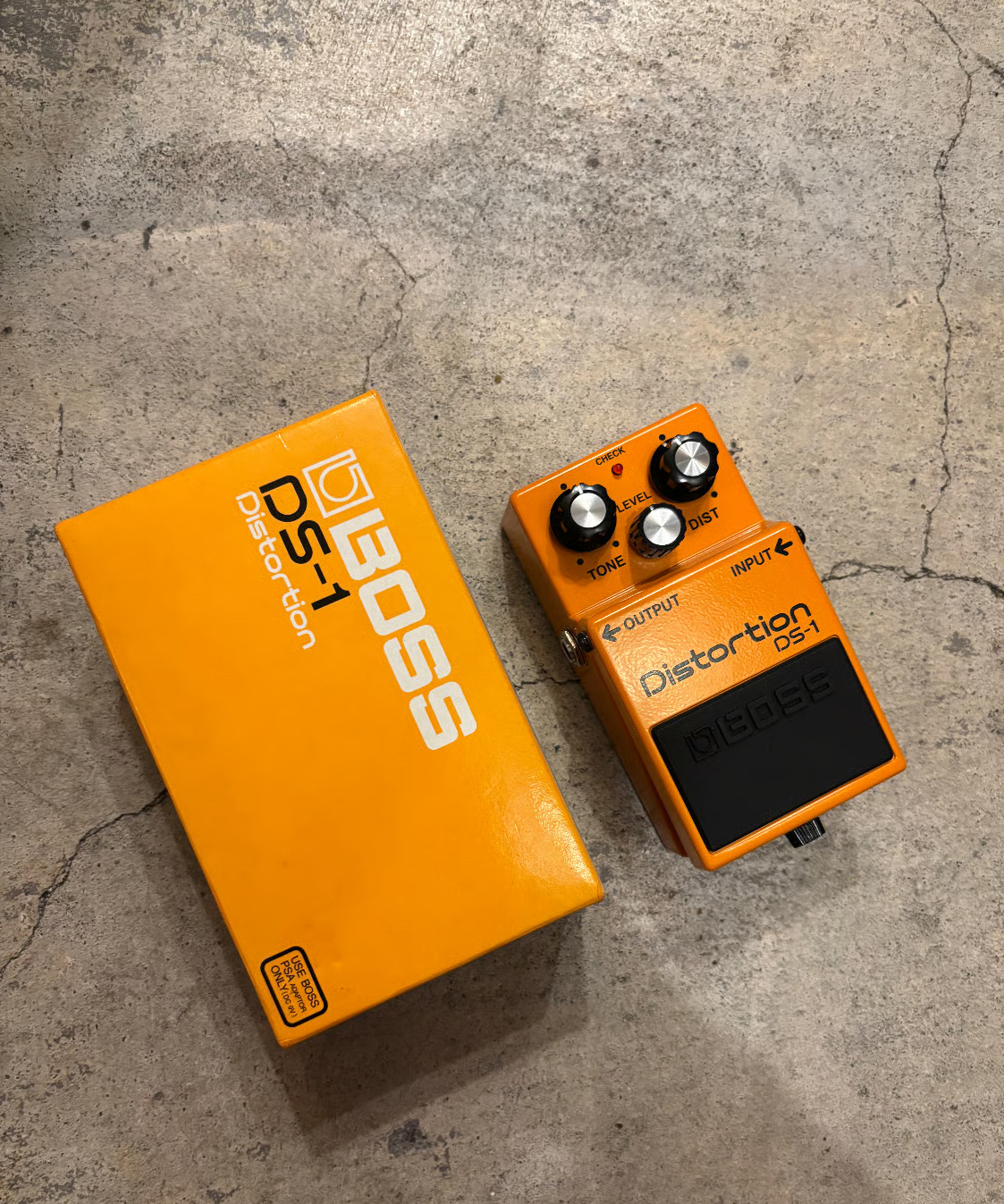 BOSS DS-1 Compact Mouse オレンジ 未使用品 BOSS DS-1 Compact Mouse オレンジ 未使用品 BOSS DS-1 Compact