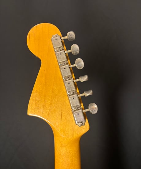 Fender japan Jaguar　ダイナ組み込み期Qシリアル