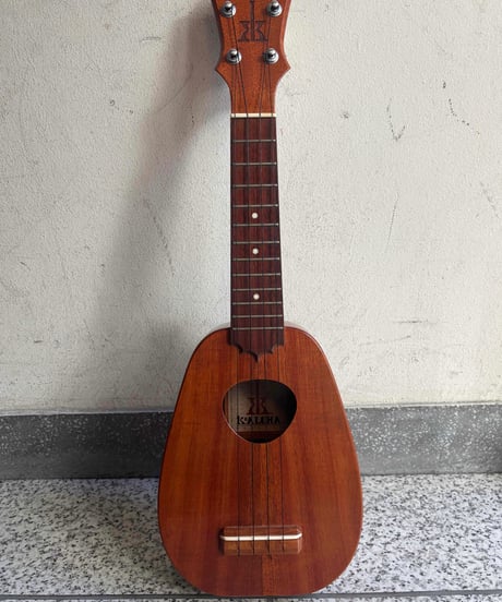 Koaloha Ukulele / パイナップル型 ソプラノサイズ　2009年製