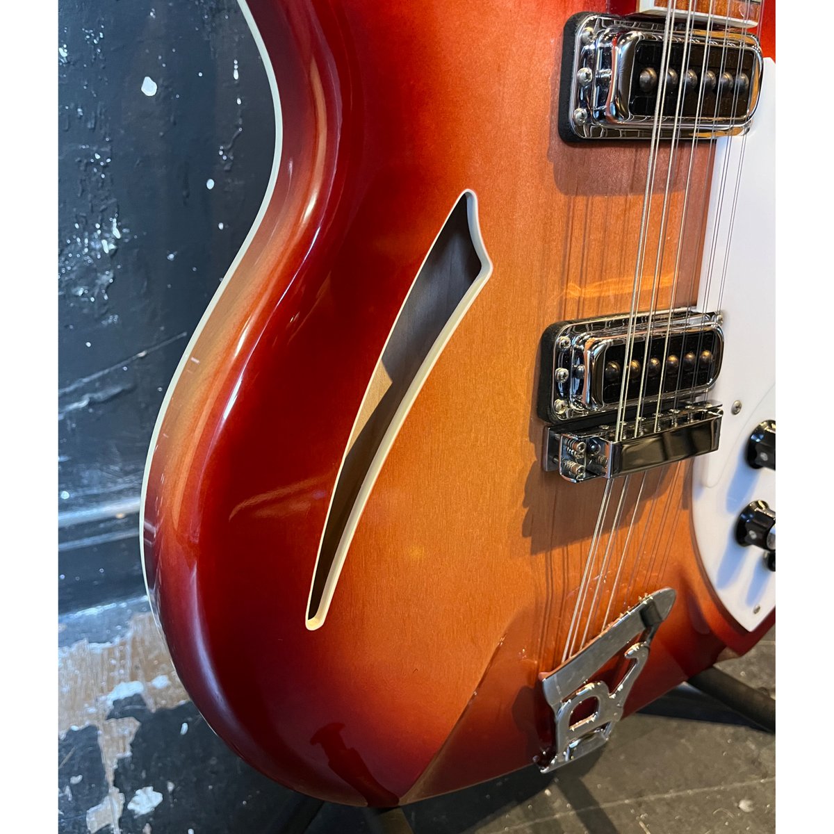 Rickenbacker 330-12 | ギター屋funk ojisan