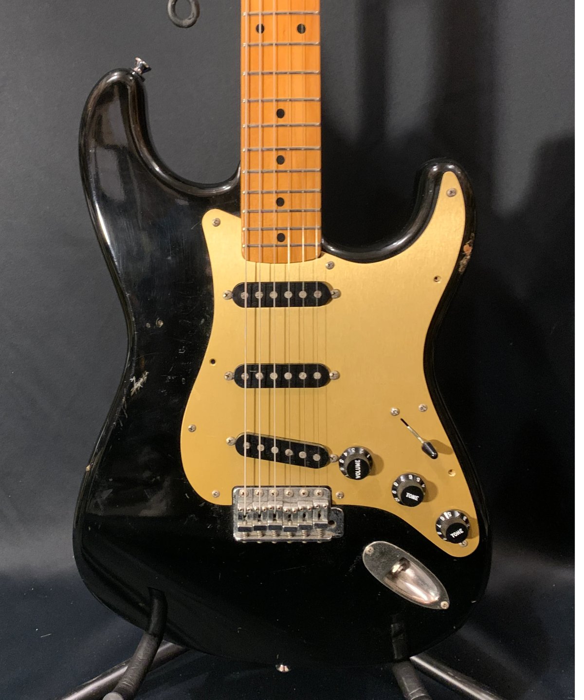 Squier by Fender Stratocaster - SQシリアル | ギター屋fu