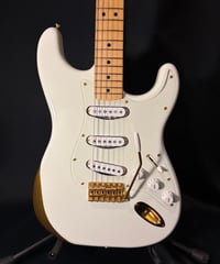 Fender Ken Stratocaster