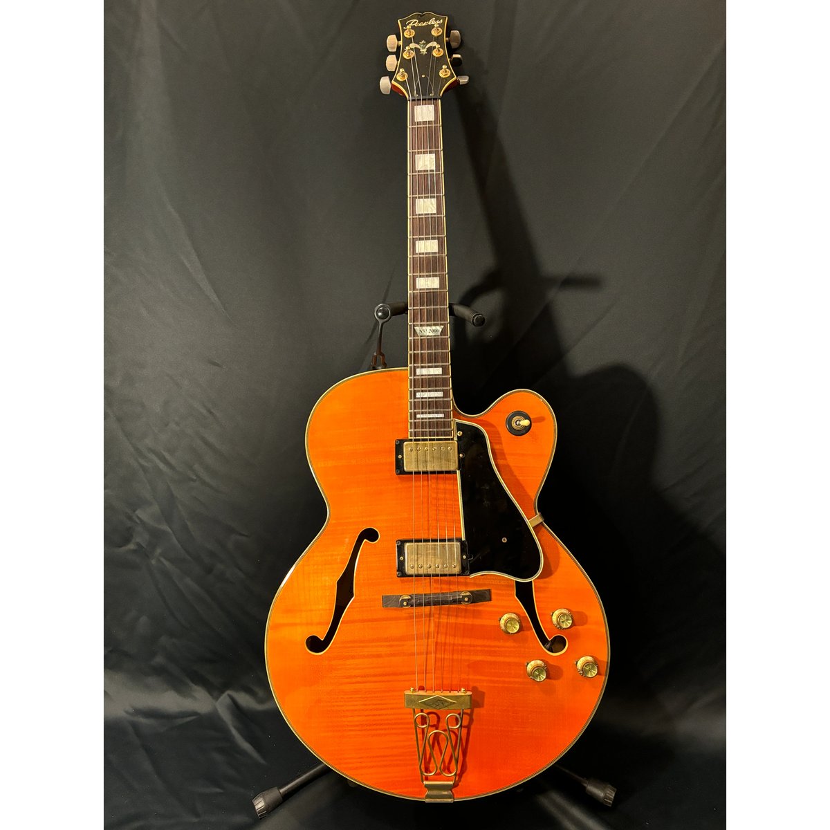 PEERLESS GUITAR