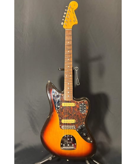 Fender japan Jaguar　ダイナ組み込み期Qシリアル