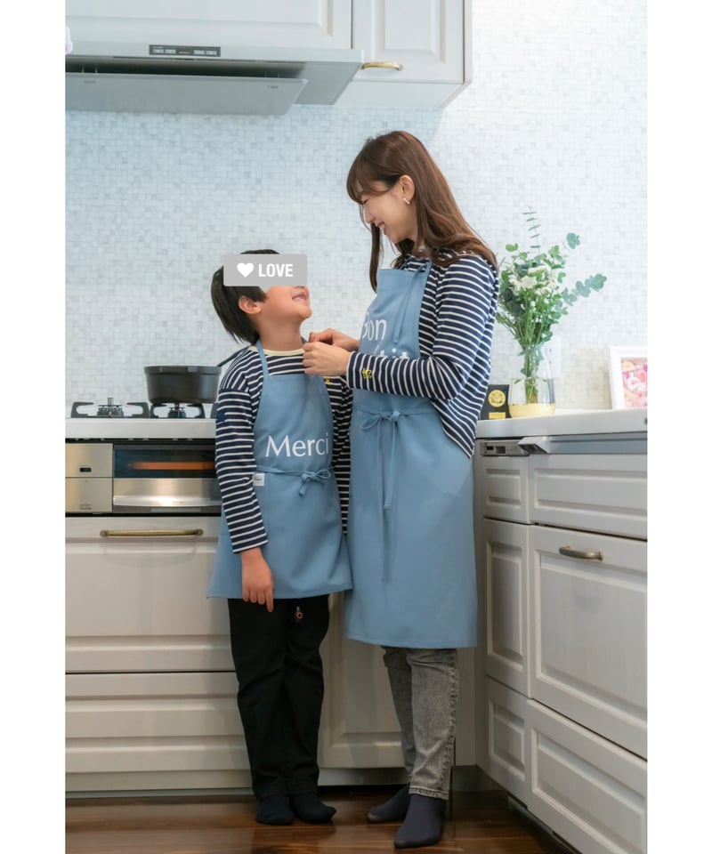 【新品未使用】メルシー　merci リネン　エプロン　ネイビー 新品未使用 Merci メルシー リネン エプロン ブルー - メルカリ
