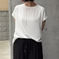 在庫限り‼️【 Anna Kerry 】バーループタイネックレス