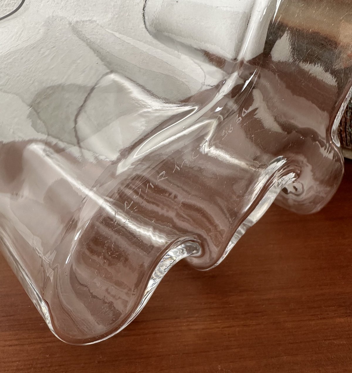 Alvar aalto/アルヴァ・アアルト》Savoy vase3030/サヴォイ Alvar aalto/アルヴァ・アアルト》Savoy vase3030/サヴォイ