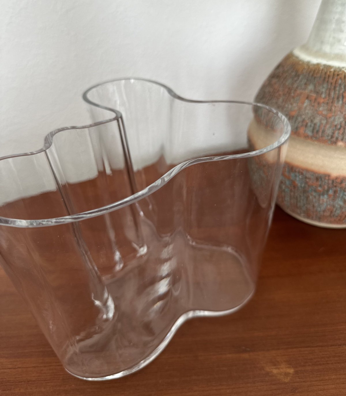 Alvar aalto/アルヴァ・アアルト》Savoy vase3030/サヴォイ Alvar aalto/アルヴァ・アアルト》Savoy vase3030/サヴォイ