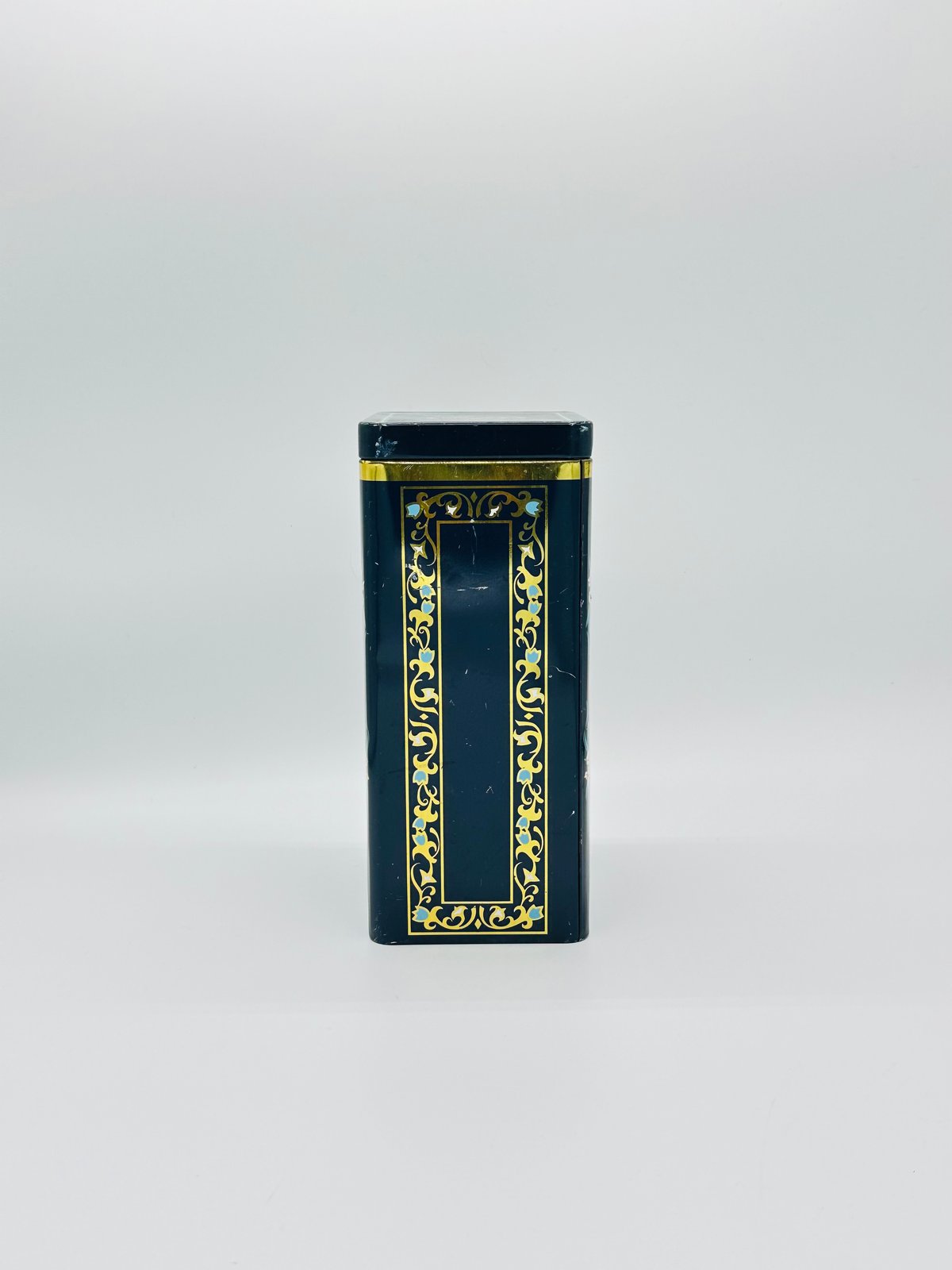 希少 イヤマちゃん ヴィンテージ缶 irma｜ヴィンテージ缶 | SUNUSU loyto（スヌスロイト）