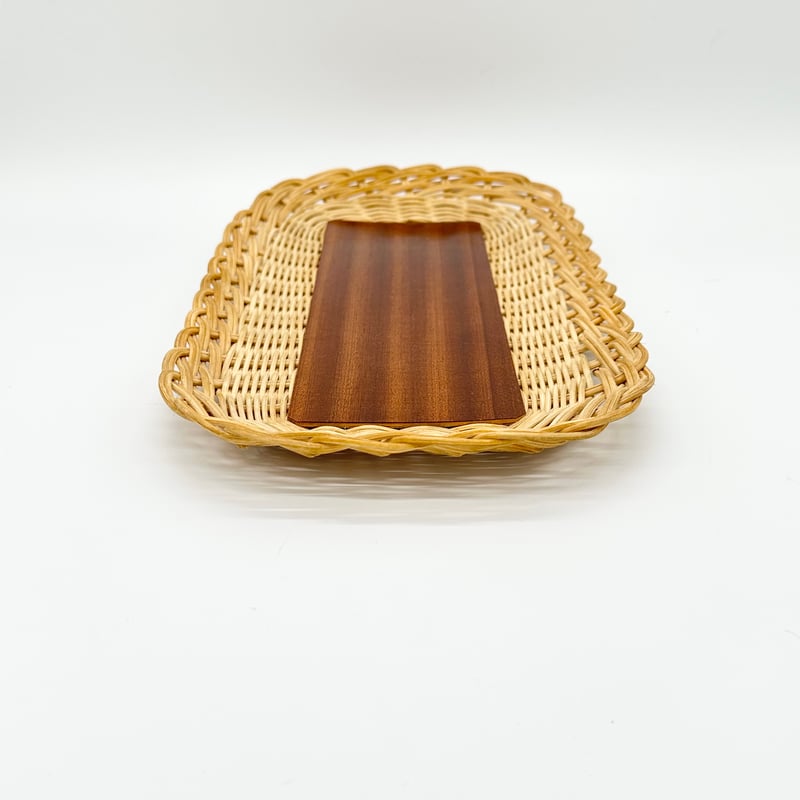 チークと藤のトレイ 北欧 スウェーデン ヴィンテージ チークと藤のトレイ 北欧 スウェーデン ヴィンテージ 籐とチークの