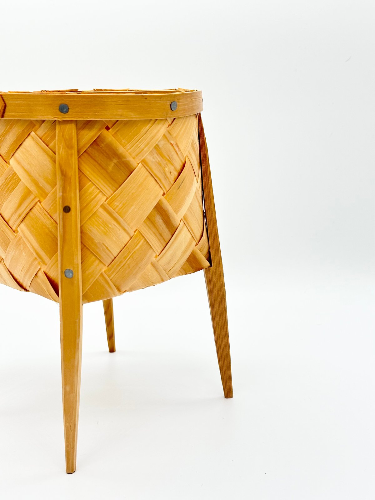 Spånkorg/スポーンコリ/プラントポット/脚付き | laatikko