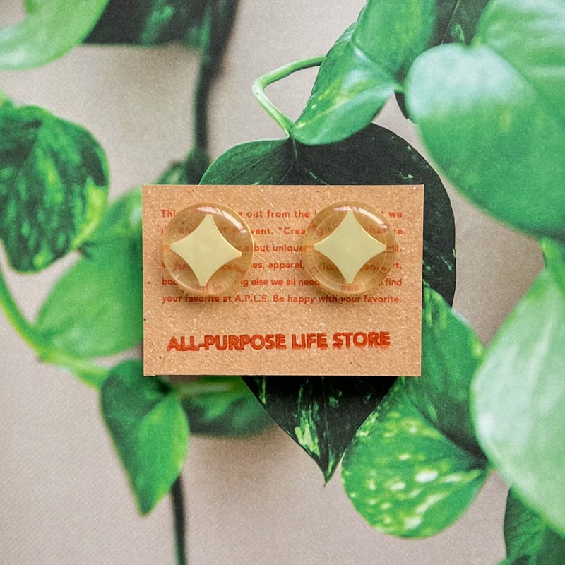 レトロポップなビンテージボタンピアス(グレー)/Vintage Button