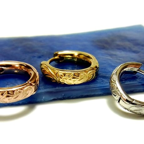 -- Pulumelia mini hoop pierce --
