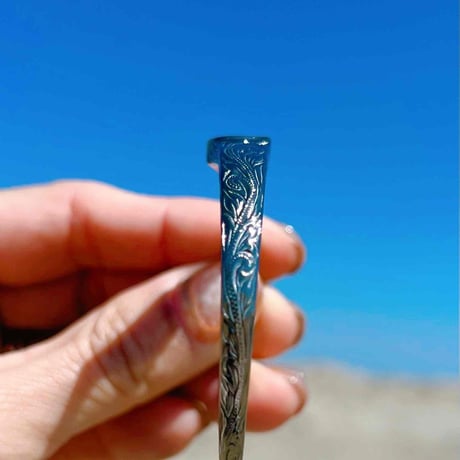 -- Horseshoe Bangle --