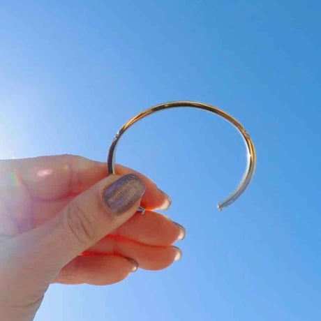 -- Pulumrlia kaleikini bangle --