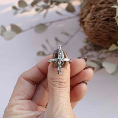 -- cross ring --