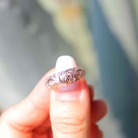 -- Plump ring --