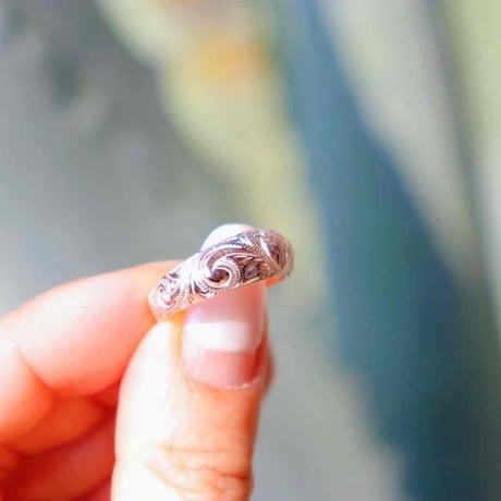 -- Plump ring --