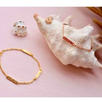 -- Hawaiian plate bracelet --