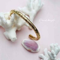 -- Round bangle --