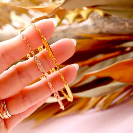 -- Hawaiian plate bracelet --