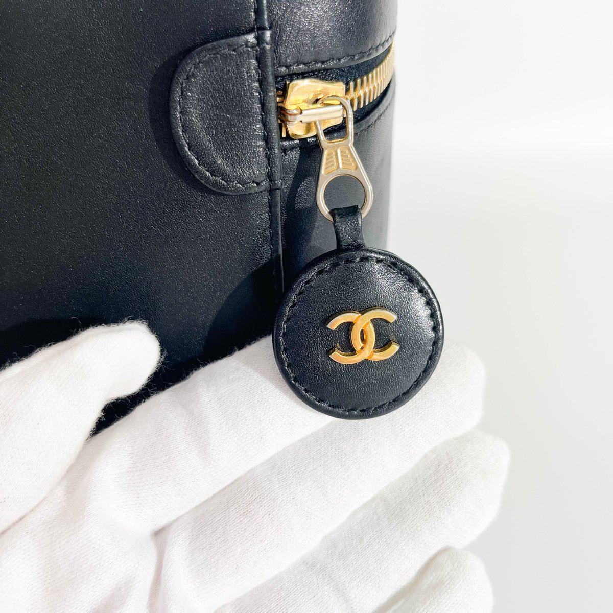 シャネル CHANEL バニティーバック　黒　ビコローレ シャネル ビコローレ バニティ ショルダーバッグ ｜ブランド買取
