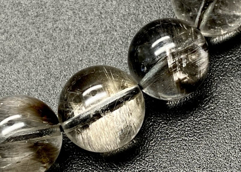 プラチナルチルクォーツ鑑別書付き 極上グレード約13.9〜14.8ミリ