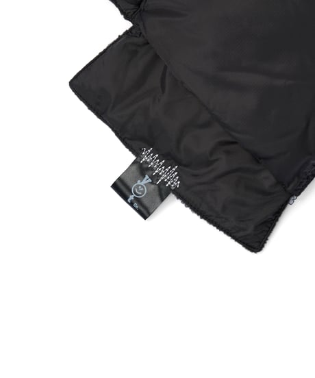 taniCo. 中綿マフラー（Black）