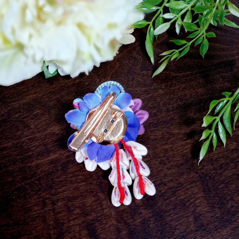 corsage #w26 二重丸つまみ細工三本組サガリ付 ③ 紫系菊づくし生地