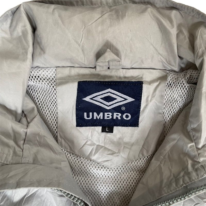 90s umbro アンブロ　北アイルランド代表　ナイロンジャケット 希少 90s アンブロ イングランド代表 ナイロンジャケット L
