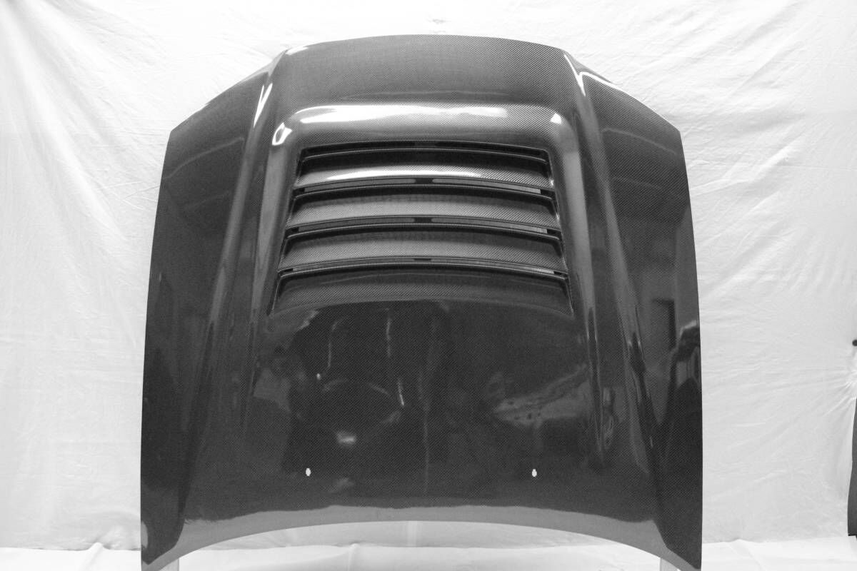 GTR R34 スカイライン ボンネット VIPカーボン (バキューム イン