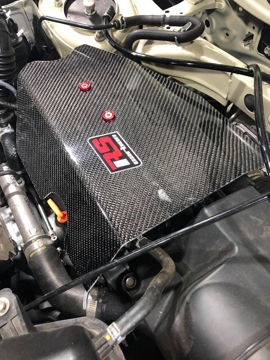 ホンダ S660 エンジンヘッドカバーカーボン | RS Carbon