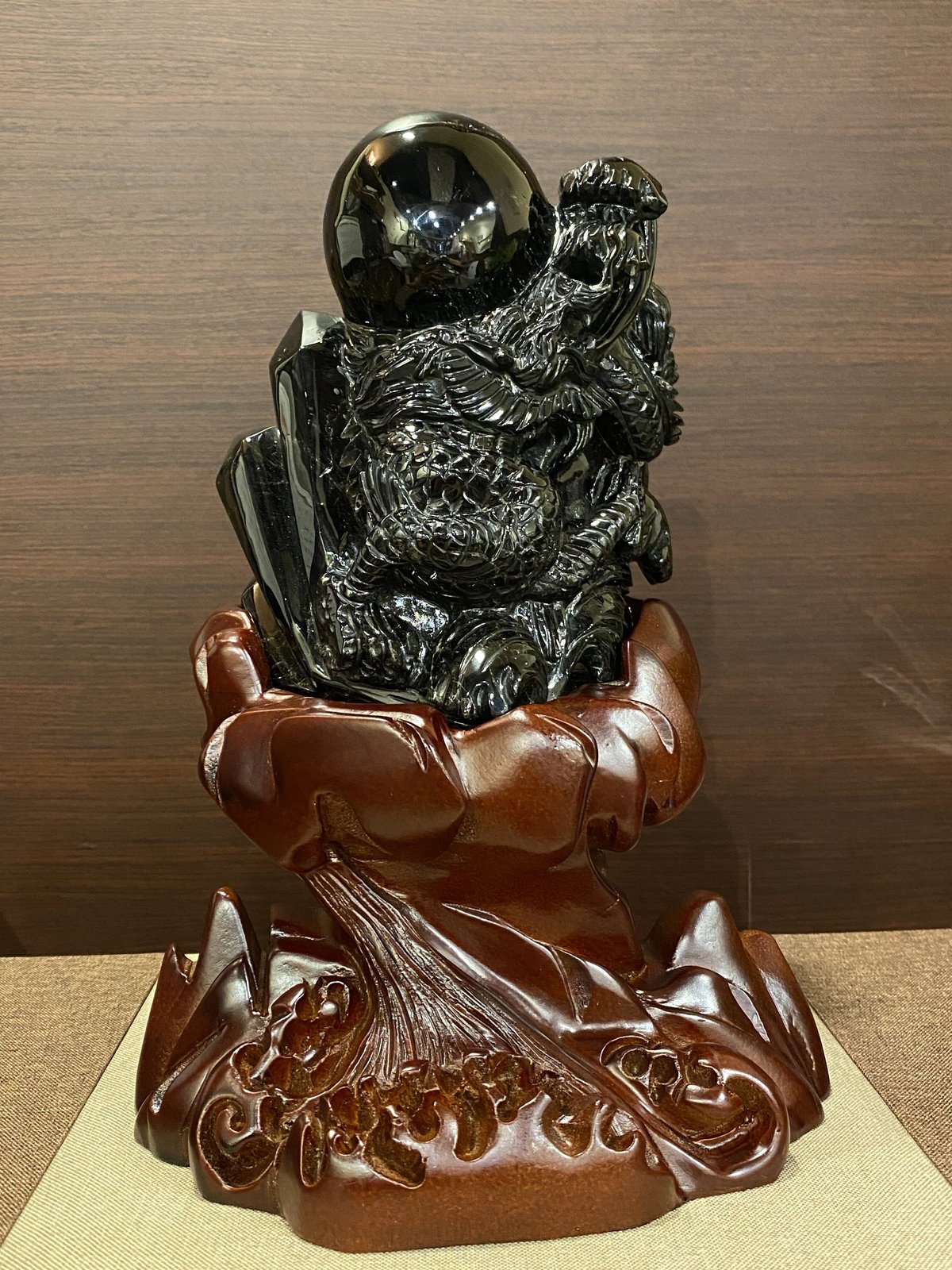 琥珀 天然琥珀 こはく バーマイト コレクション 龍牌彫刻品 龍牌