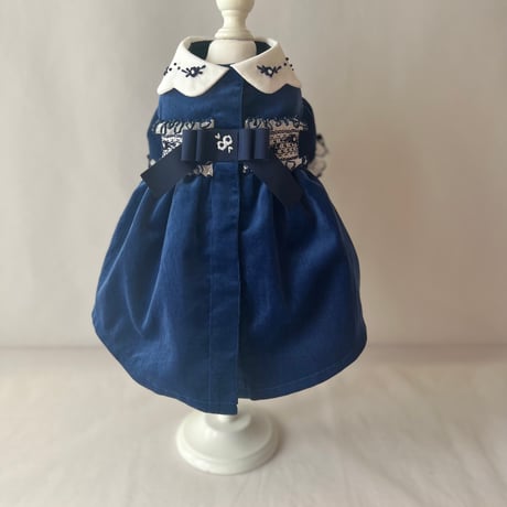 別珍　白襟　お花刺繍　①ロイヤルブルー　②ペールローズ