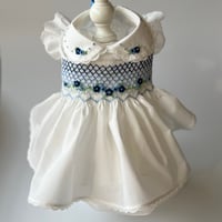 ワンピース　グラデーション刺繍　ブルー