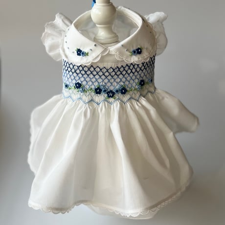 ワンピース　グラデーション刺繍　ブルー