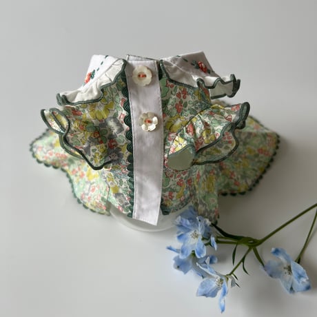ワンピース　リバティ　ライトグリーン