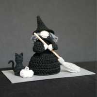 シックでコンパクト✺手編みのハロウィン飾り