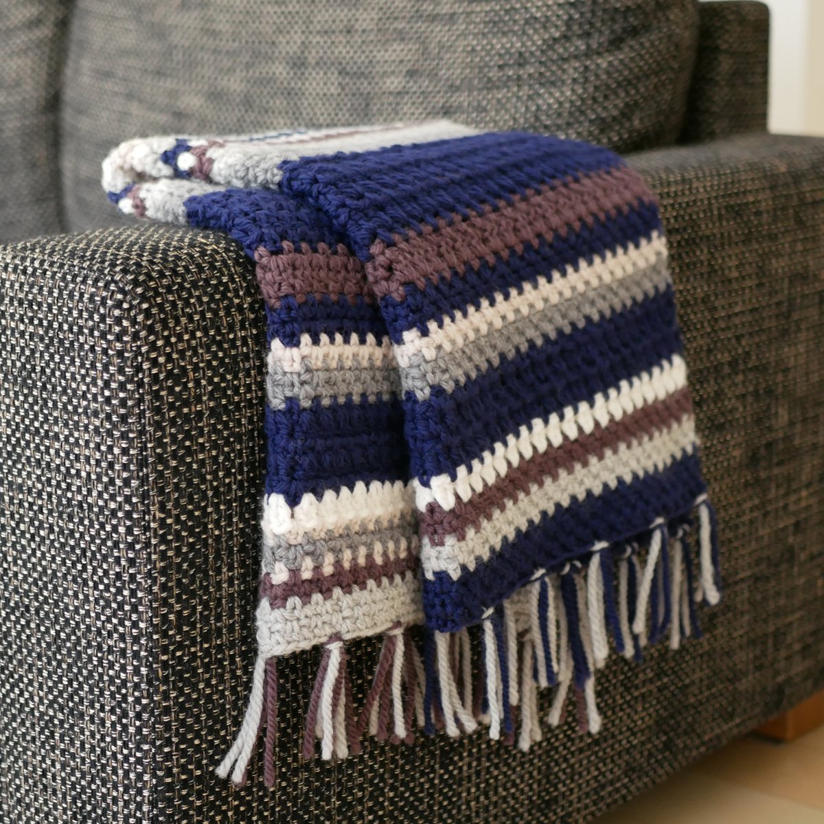 薔薇モチーフ 手編み ひざ掛け ブランケット ブルー 水色 ウール