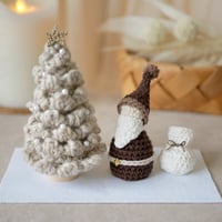 温もりあふれる♡手編みのふわふわツリー&ミニサンタ ブラウン / クリスマス飾り 置物 オブジェ