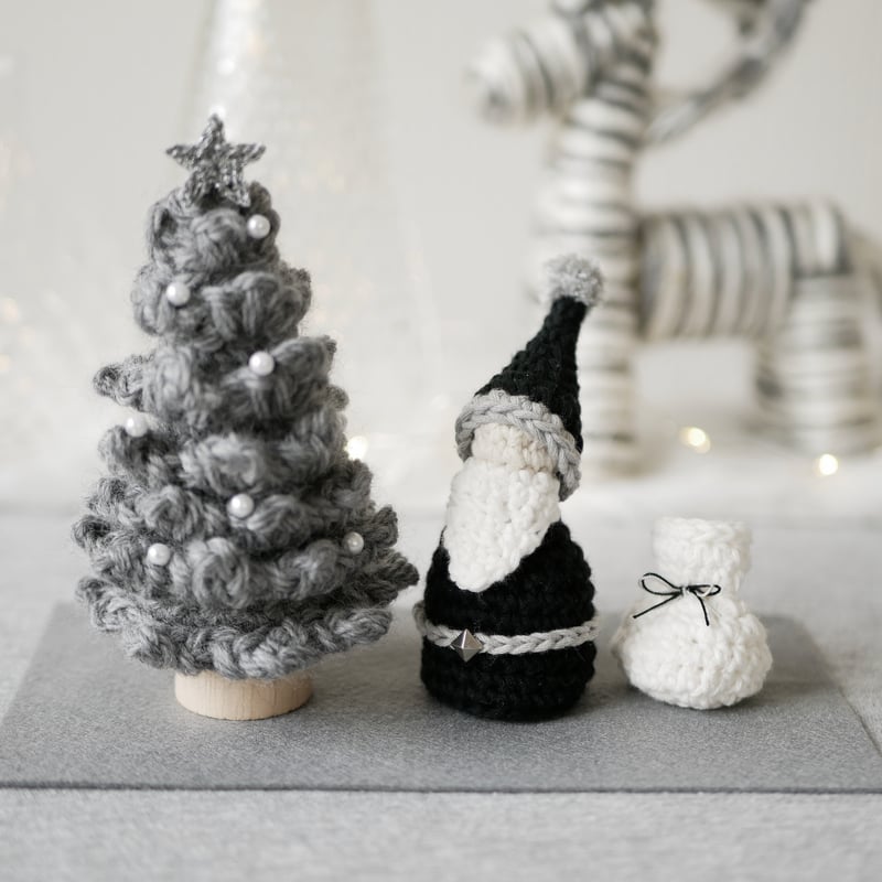 大人のインテリア✺手編みのふわふわツリー&ミニサンタ ブラック