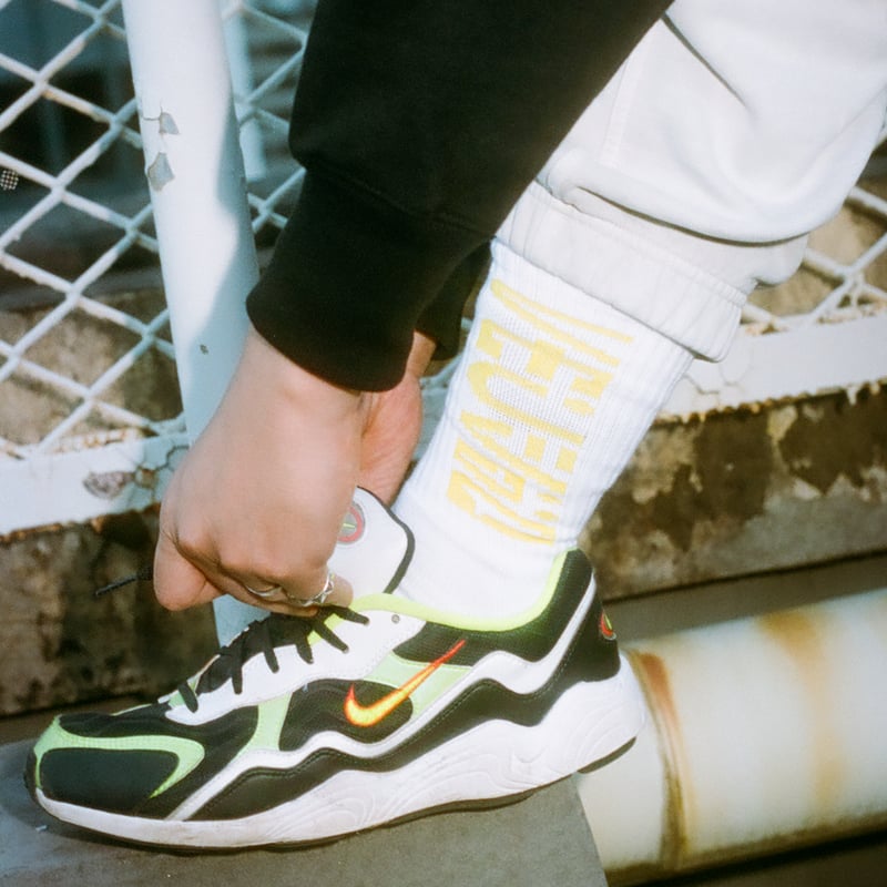 専用NIKEスニーカージャム靴下 Nikeが初のブレイキン用シューズ、ナイキ ジャムを発売.オンライン