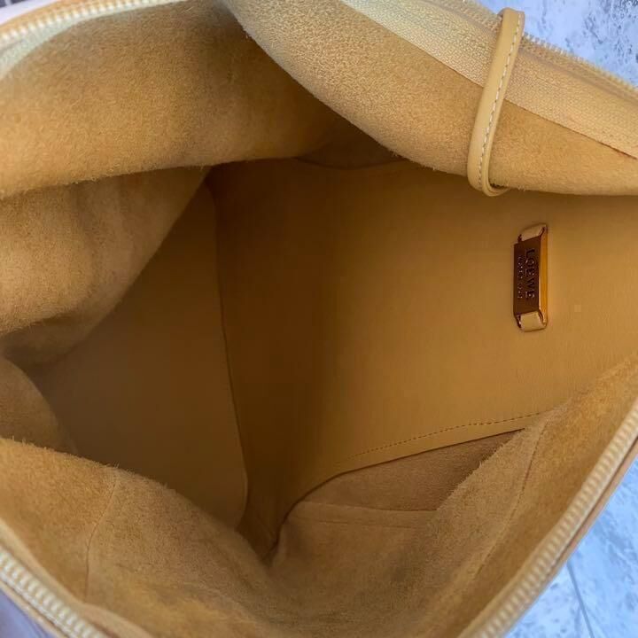 7877074 LOEWE ロエベ リュック バックパック アントン レザー